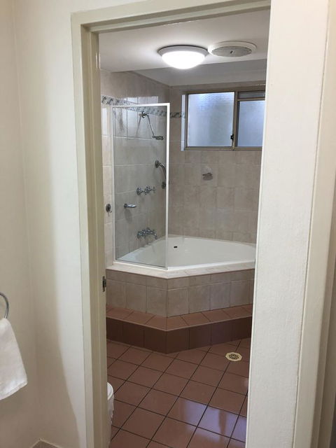 Beaches Serviced Apartments - Perths Hotel 9