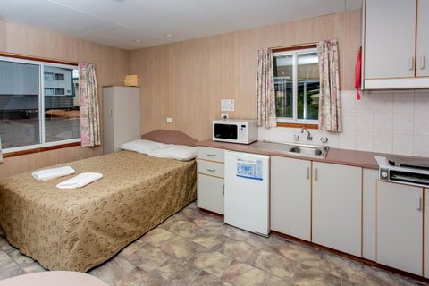 Ingenia Holidays Eden Beachfront - Perths Hotel 7