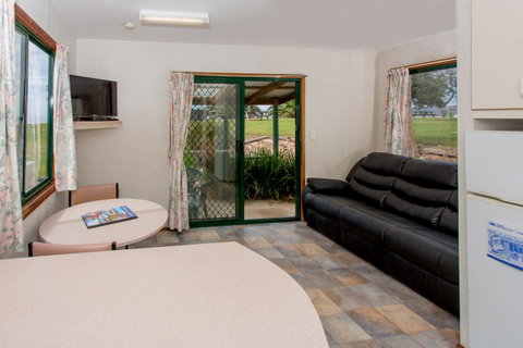 Ingenia Holidays Eden Beachfront - Perths Hotel 3