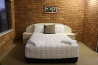 Book Forster Accommodation Vacations Perths Hotel Perths Hotel