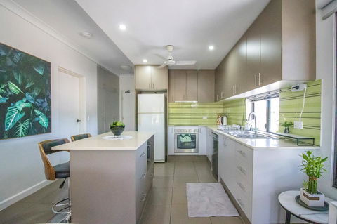 ZEN QUEST - The NOMADS PAD Near Nightcliff Markets & Sunset Foreshore - Perths Hotel 26