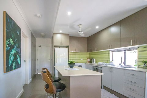 ZEN QUEST - The NOMADS PAD Near Nightcliff Markets & Sunset Foreshore - Perths Hotel 27