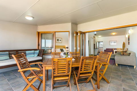 Lennox Holiday Apartments - Perths Hotel 33