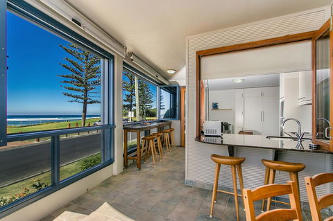 Lennox Holiday Apartments - Perths Hotel 32