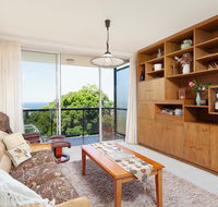 Bondi Apt. for 4 with Panoramic Ocean and Park Views - Perths Hotel