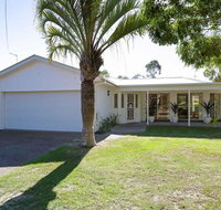 Bonito' 26 Bonito Street - pet friendly housewith aircon - Perths Hotel