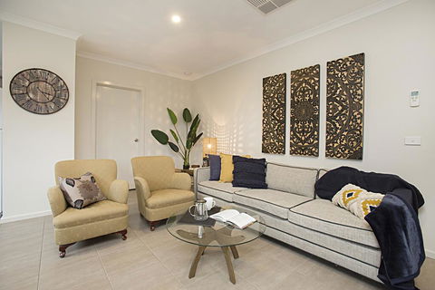 BOUTIQUE STAYS - Gumflower - Perths Hotel 3