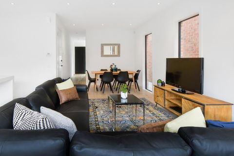 Boutique Stays-Murrumbeena Place 1 - Perths Hotel 2