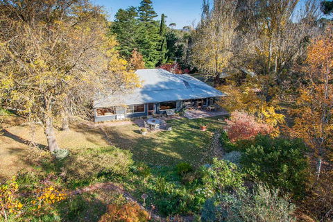 Braeside Mount Macedon Country Retreat Bed And Breakfast - Perths Hotel 0