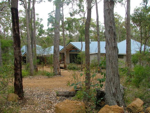 Braidwood Escape - Perths Hotel 1