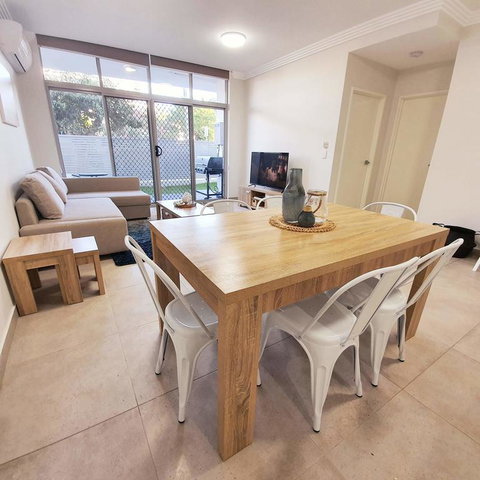 Brand New Family Friendly Apartment For 7 - Perths Hotel 3