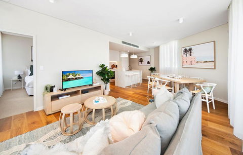 BRAND NEW- Premium Bondi Beach Escape - Perths Hotel 0