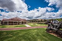 Book Serpentine Accommodation Vacations Perths Hotel Perths Hotel