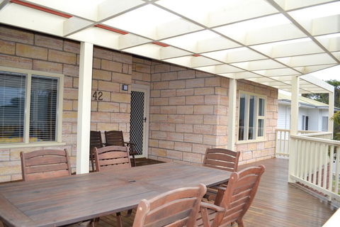 Bremer Riverfront Views To The Sea - Perths Hotel 1
