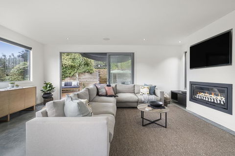 Bridgewater Luxury Family Retreat, Close To The Beach - Perths Hotel 0
