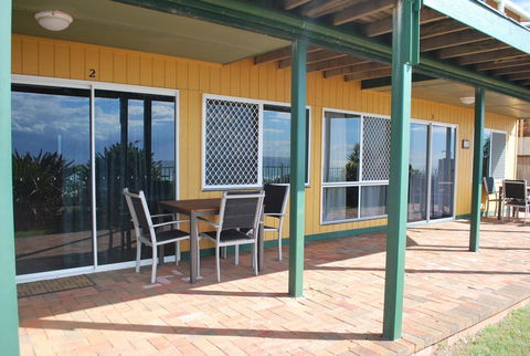BRIGADINE TUGUN, UNIT 2 - Perths Hotel 0