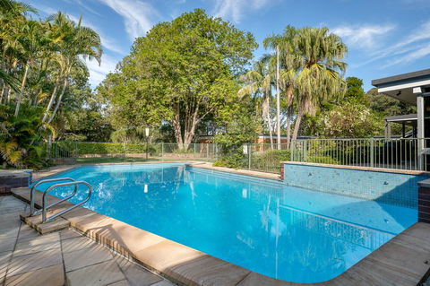 Brookfield Retreat - Large Holiday Home / Group Accommodation - Perths Hotel 1