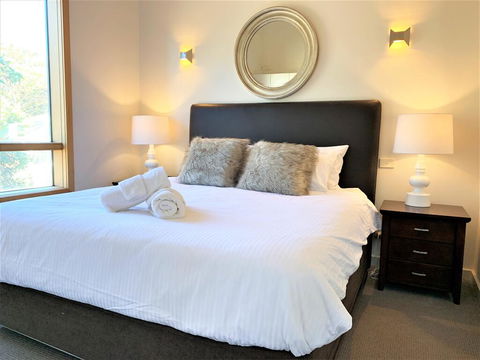Buller Holidays Apartments - Perths Hotel 2