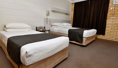 Burke And Wills Motor Inn - Perths Hotel 3