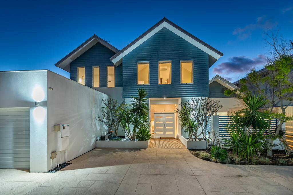 Iluka WA Perths Hotel