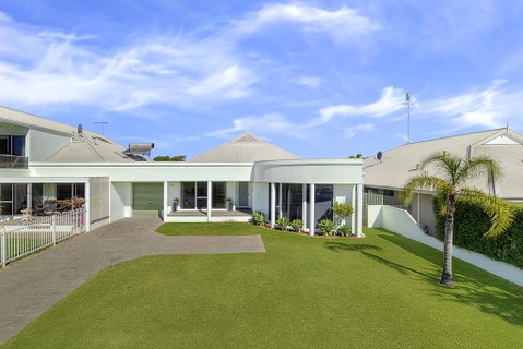 Busselton Beach House - Perths Hotel 0
