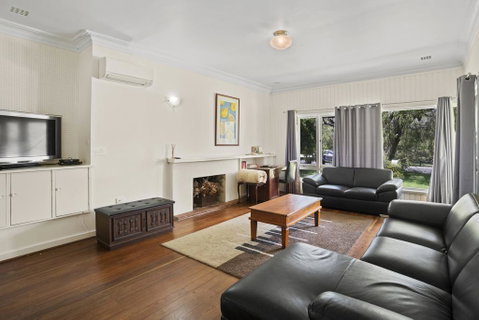 Busselton River Cottage - Perths Hotel 2
