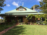 Book Nirranda Accommodation Vacations Perths Hotel Perths Hotel