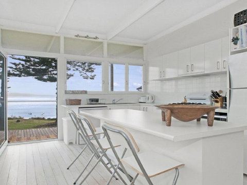 By The Sea - SPECIAL OFFER 3 FOR 2 - Perths Hotel 1