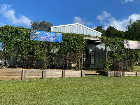 BYRON BAY'S MOD SWANKY SHED AT TOORALOO FARM STAY! - Perths Hotel 2