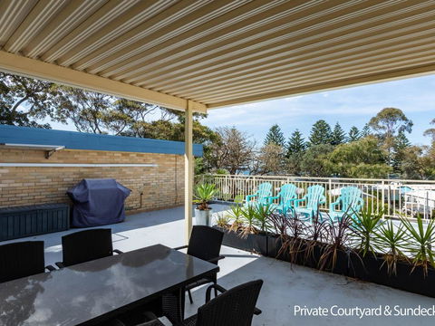 C'VU Kiama - Perths Hotel 1