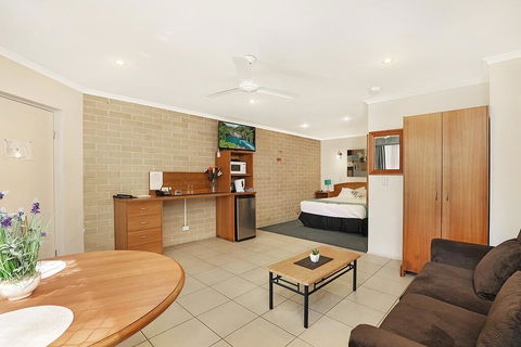 Caboolture Riverlakes Boutique Motel - Perths Hotel 1