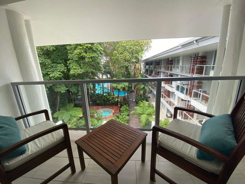 Cairns Palm Cove Studio - Perths Hotel 0
