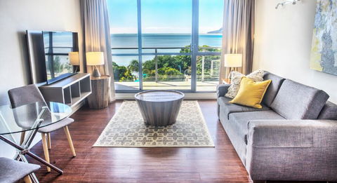 Cairns Plaza Hotel - Perths Hotel 2