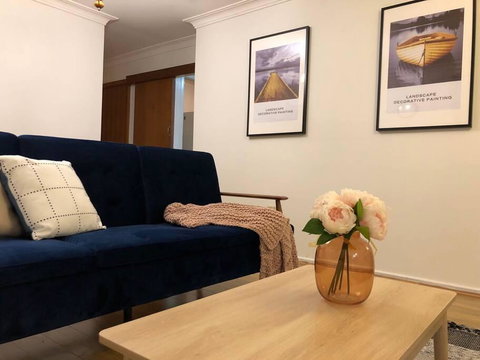 CAMPBELLTOWN HOLIDAY HOME 3 BED + FREE PARKING NCA039 - Perths Hotel 2