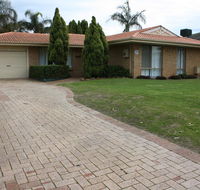 Canal Time Home Mandurah - Perths Hotel