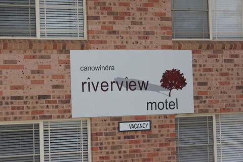Canowindra Riverview Motel - Perths Hotel 3