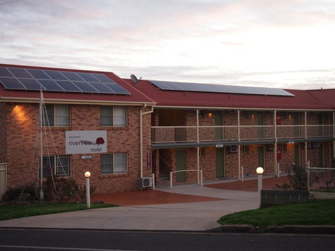 Canowindra Riverview Motel - Perths Hotel 0