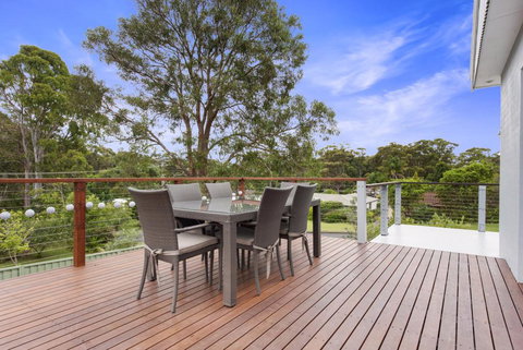 Carroll Ave 39 Mollymook - Perths Hotel 1