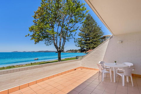 Casuarinas, Unit 1/33 Soldiers Point Road - Perths Hotel 3