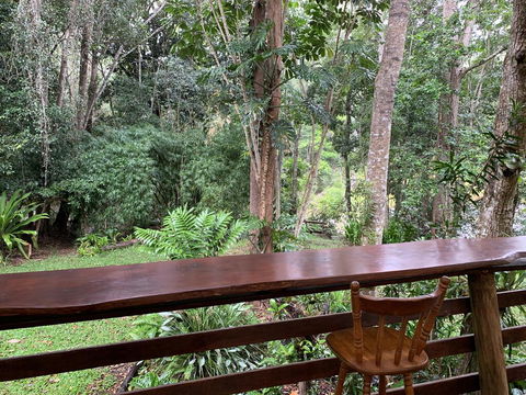 Cedar Park Rainforest Resort - Perths Hotel 2