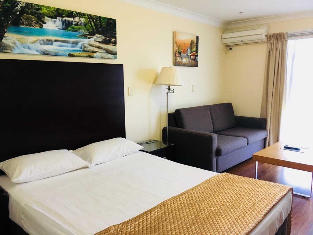 Graceville QLD Perths Hotel