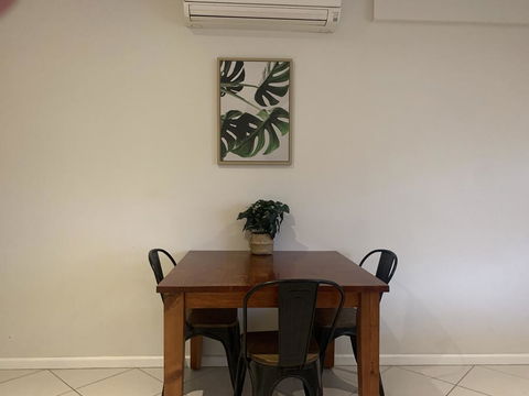 Central Armidale 2-Bedroom Apartment - Perths Hotel 3