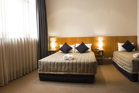 Central Hotel Hobart - Perths Hotel 1