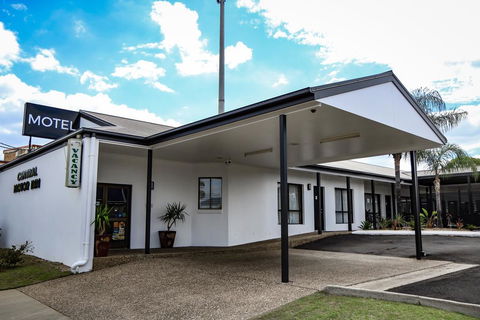 Central Motor Inn - Perths Hotel 1