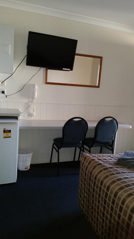 Charleville Waltzing Matilda Motor Inn - Perths Hotel 1