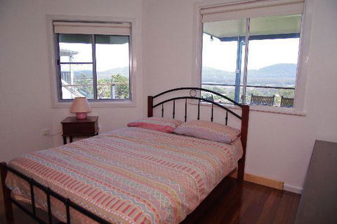 Charm Cottage, 58 Skyline Crescent - Perths Hotel 1