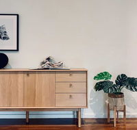 Charming Family Home w/Home CinemaHuge Bedrooms near Glen Waverley - Perths Hotel