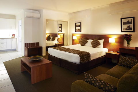 Chinchilla Downtown Motor Inn - Perths Hotel 0