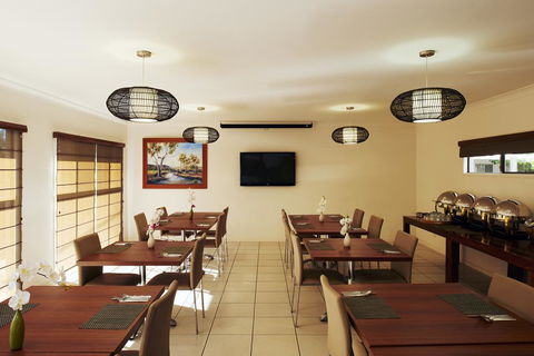 Chinchilla Downtown Motor Inn - Perths Hotel 3