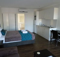 Chinchilla Tourist Park - Perths Hotel